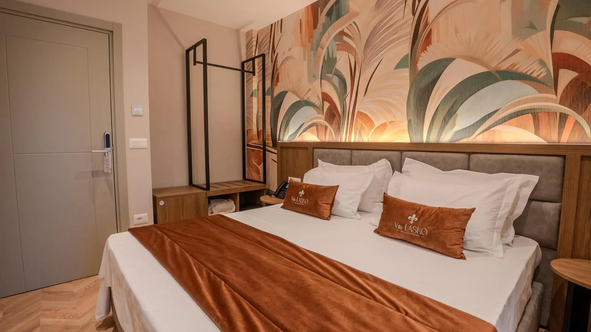 ****  Vila Lasko Hotel Golem  Albânia